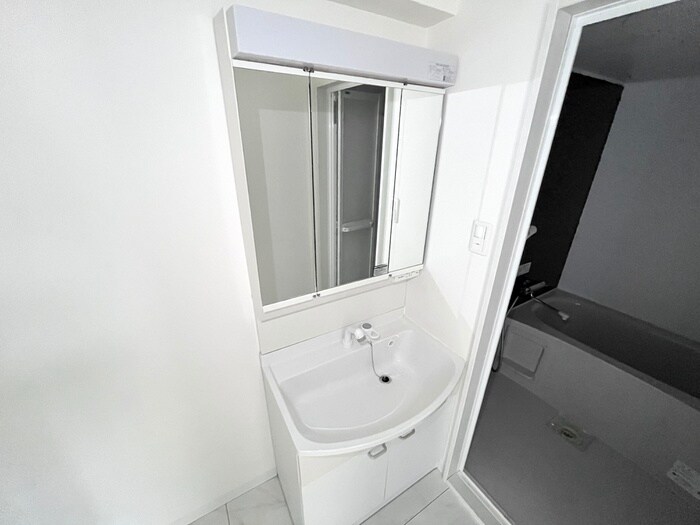 物件内観写真13　(洗面)