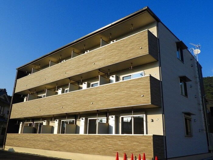 物件外観写真1　(外観写真)