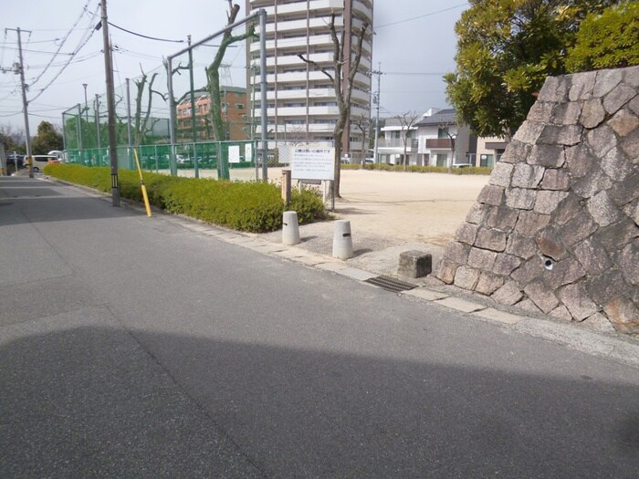 物件外観写真6　(周辺環境)