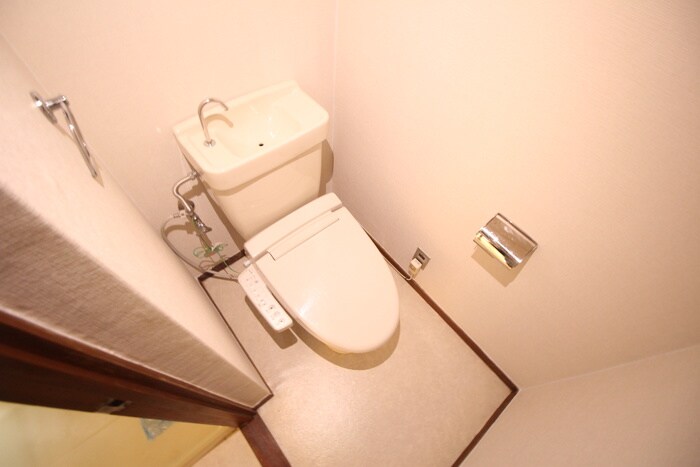 物件内観写真10　(トイレ)