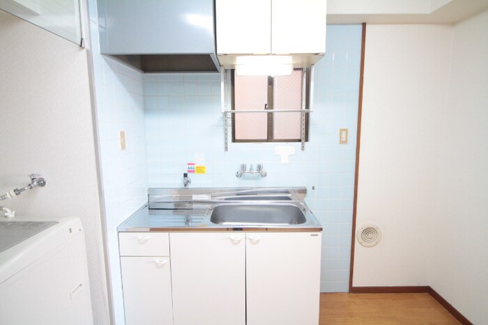 物件内観写真8　(キッチン)