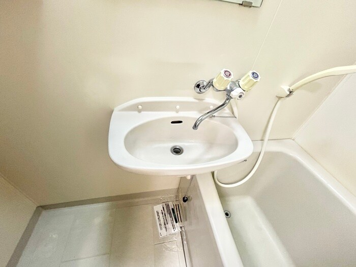 物件内観写真12　(洗面)