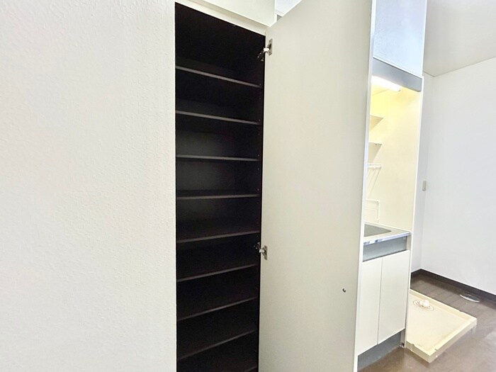 物件内観写真18　(靴箱)