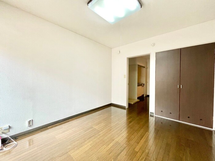 物件内観写真19　(居室)