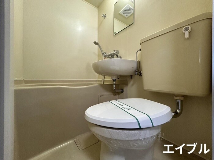 物件内観写真12　(トイレ)