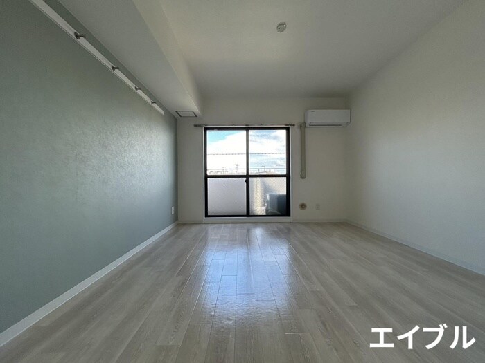 物件内観写真19　(居室)