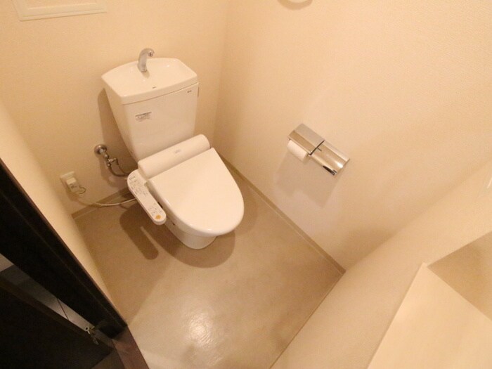 物件内観写真9　(トイレ)