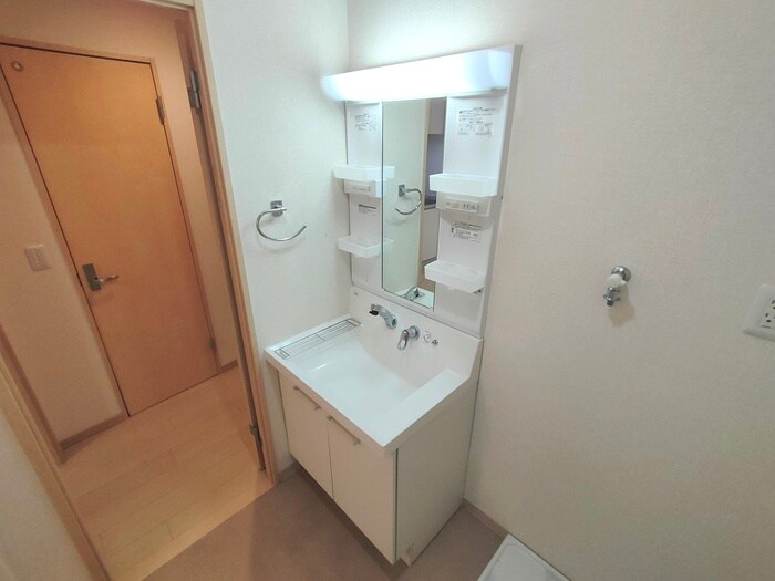 物件内観写真11　(洗面)