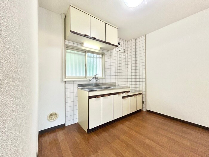 物件内観写真10　(居室)