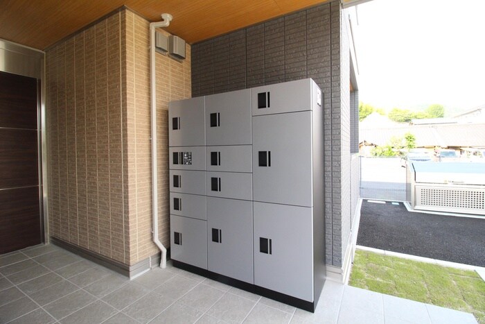 物件外観写真6　(建物設備)