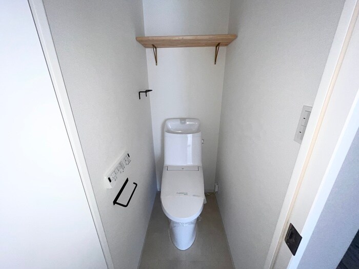 物件内観写真9　(トイレ)