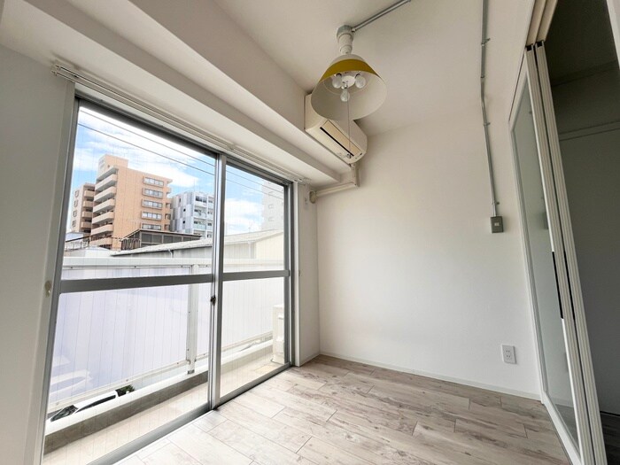 物件内観写真15　(居室)