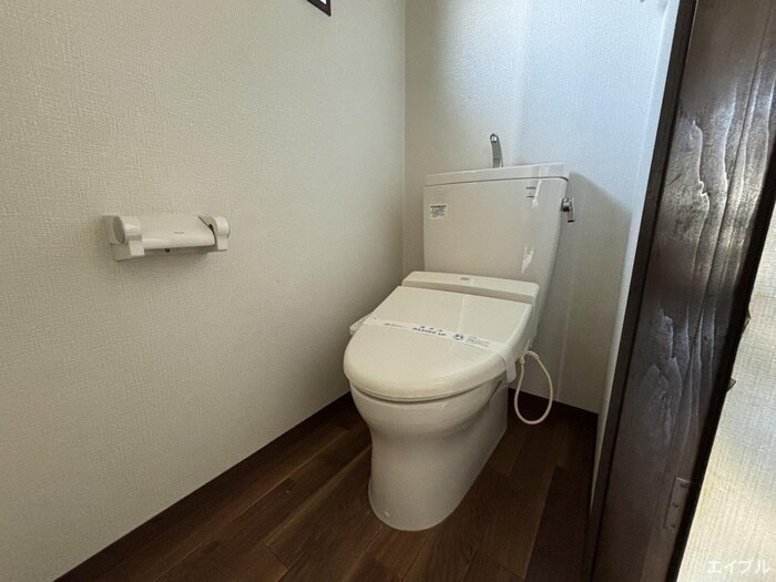 物件内観写真11　(トイレ)