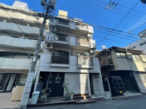 プログレス本川外観写真