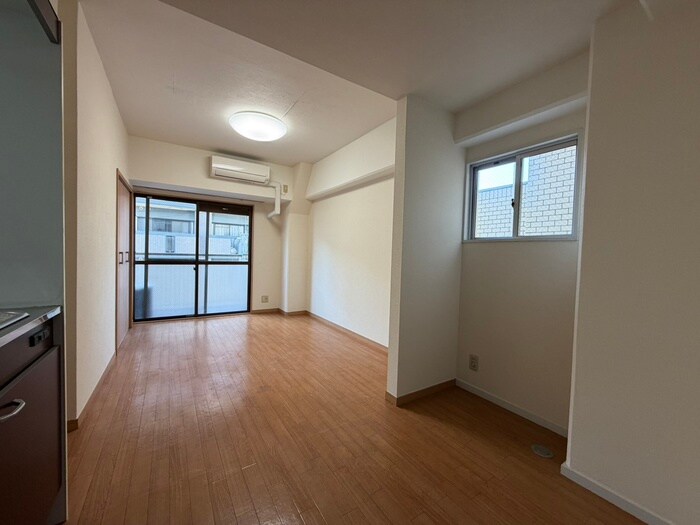 物件内観写真11　(居室)