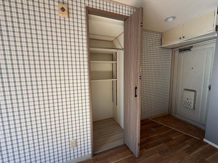 物件内観写真11　(収納)