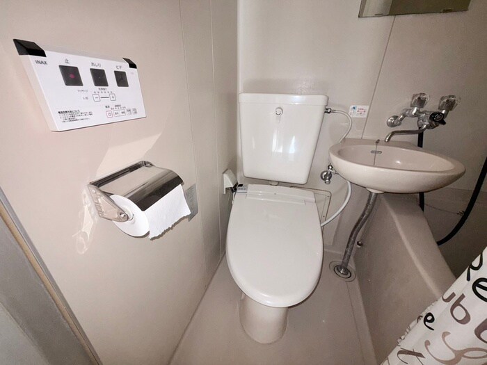 物件内観写真15　(トイレ)