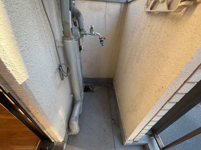 物件内観写真20　(洗濯機置場)