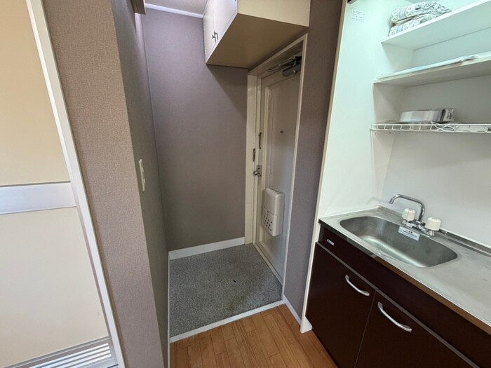 物件内観写真21　(玄関)