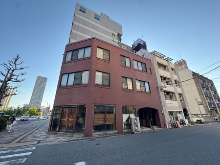 吉近ビル外観写真