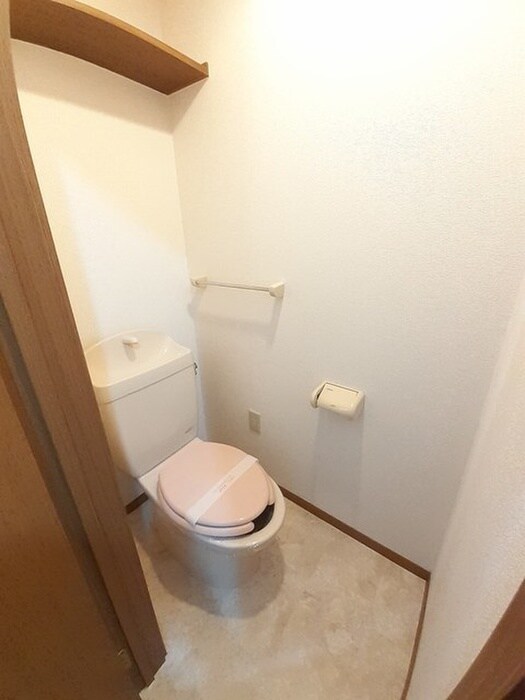 物件内観写真9　(トイレ)