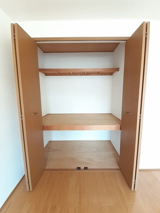 物件内観写真10　(収納)