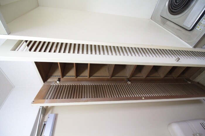 物件内観写真19　(靴箱)