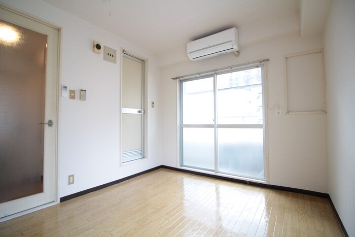 物件内観写真22　(居室)