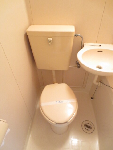 物件内観写真13　(トイレ)