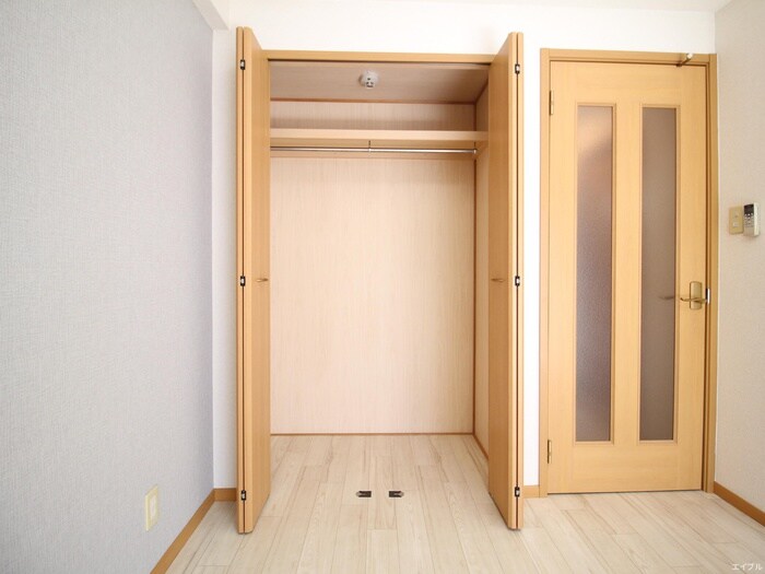 物件内観写真13　(収納)