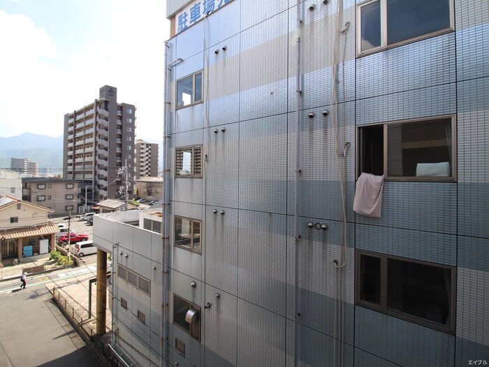 物件内観写真15　(室内からの展望)