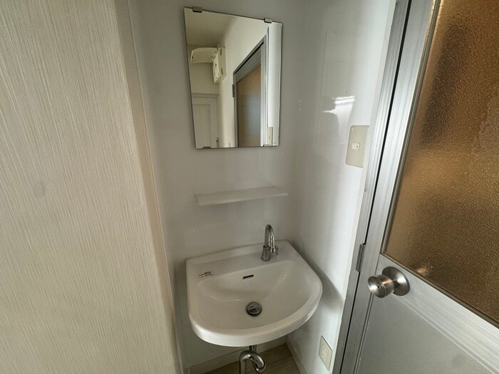 物件内観写真11　(洗面)
