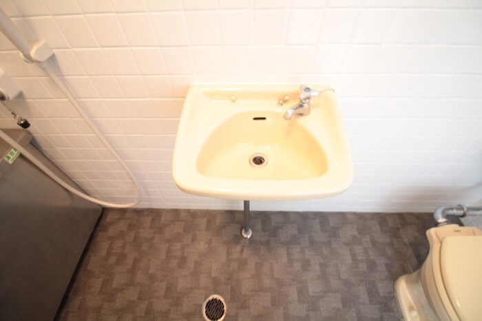 物件内観写真11　(洗面)