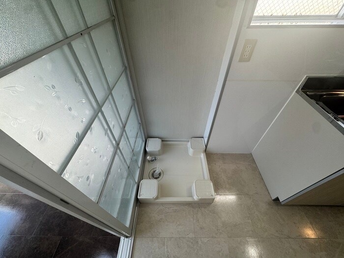 物件内観写真22　(洗濯機置場)