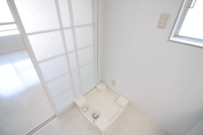 物件内観写真22　(洗濯機置場)