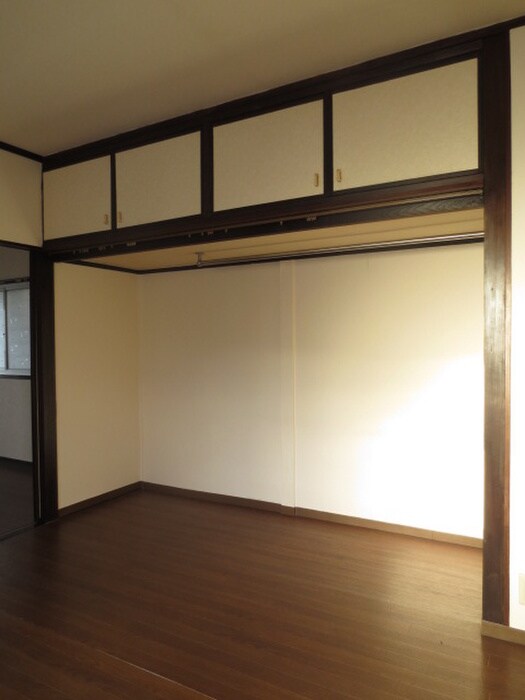 物件内観写真6　(収納)