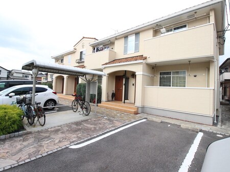 サン・ジェルメ外観写真