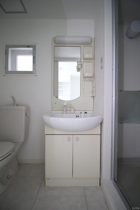 物件内観写真11　(洗面)