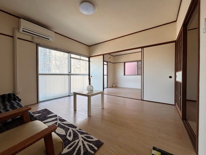 物件内観写真7　(居室)