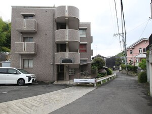 メゾン己斐外観写真
