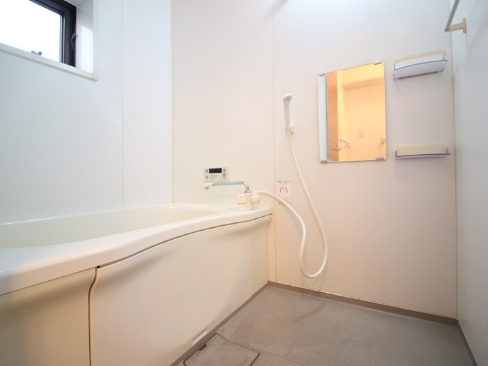 物件内観写真8　(バス／シャワールーム等)