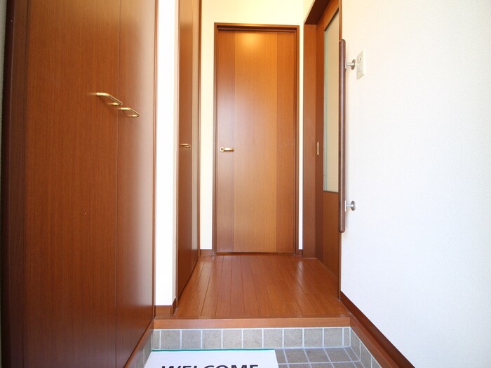 物件内観写真15　(廊下)