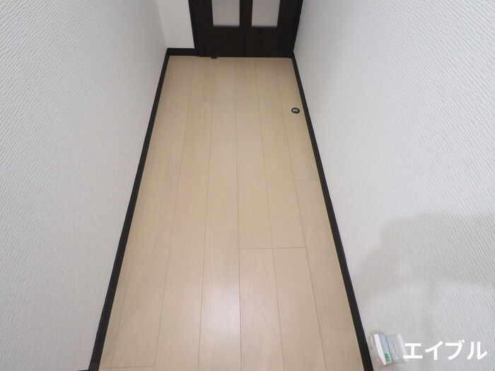 物件内観写真17　(廊下)