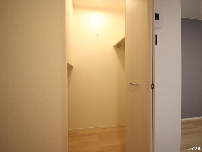 物件内観写真11　(収納)