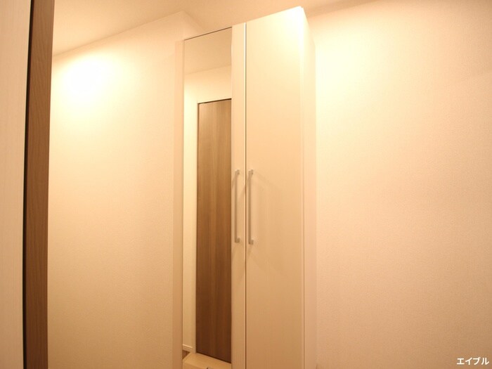 物件内観写真13　(靴箱)