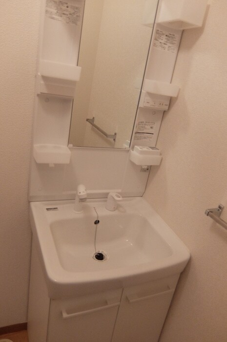 物件内観写真12　(洗面)