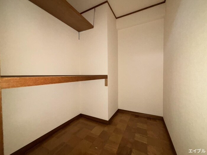 物件内観写真13　(収納)
