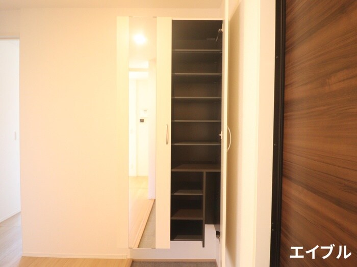 物件内観写真16　(靴箱)