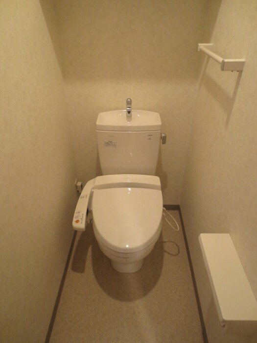 物件内観写真12　(トイレ)