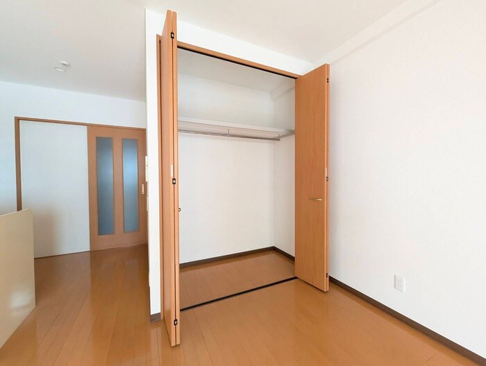 物件内観写真16　(収納)